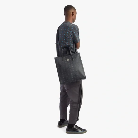 MCMAren Tote in Visetos